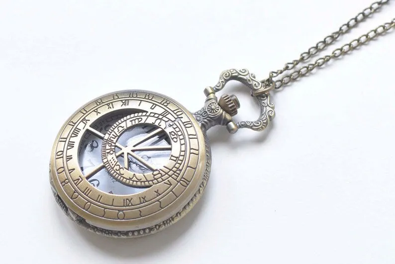 1 PC Antique Bronze Round Pocket Watch Necklace A978