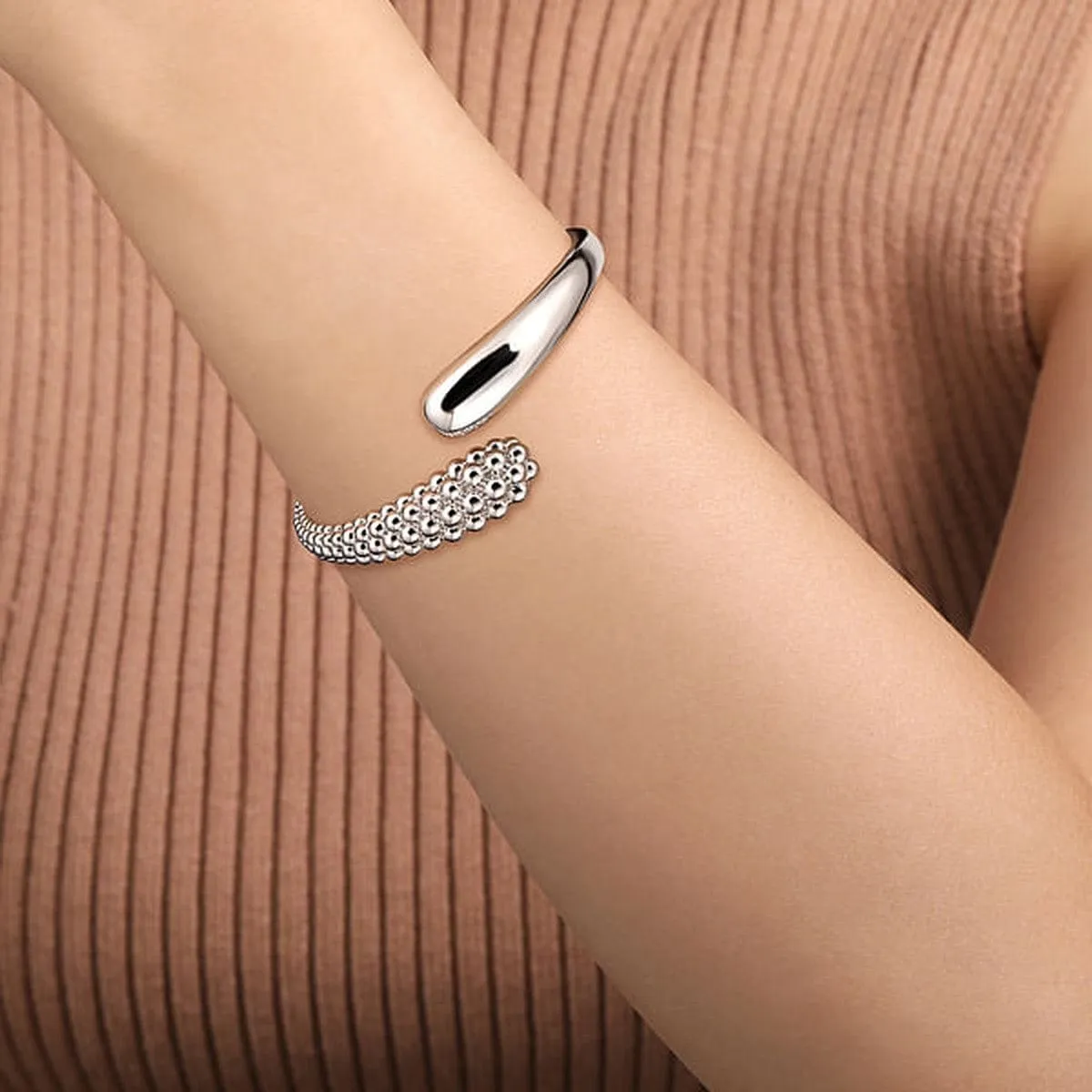925 Sterling Silver Pavé Bujukan Bypass Bangle