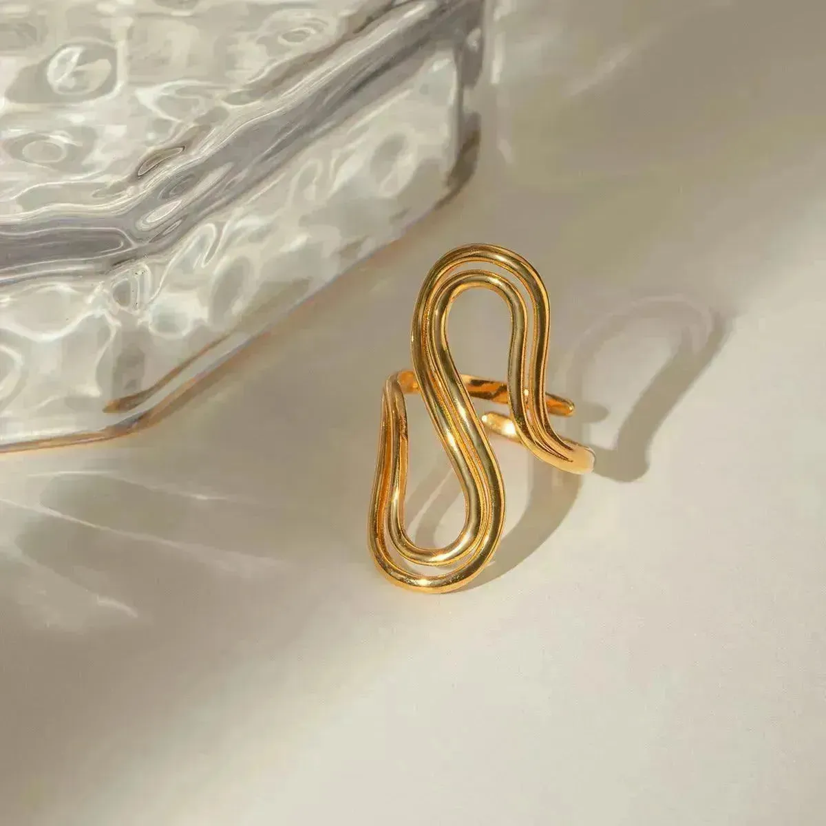 Design Sense Minority Simple 18K Gold Stainless Steel Double Layer Snake Shape Ring for Women