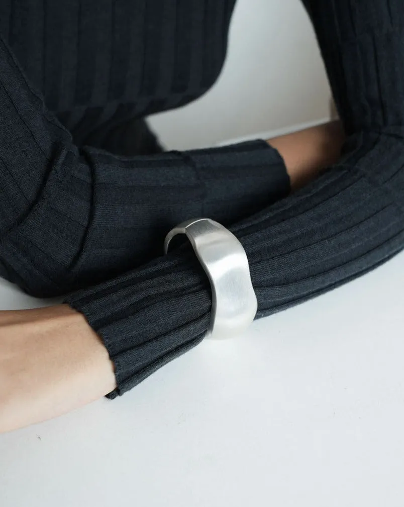 Fannah Bangle Silver Single Piece