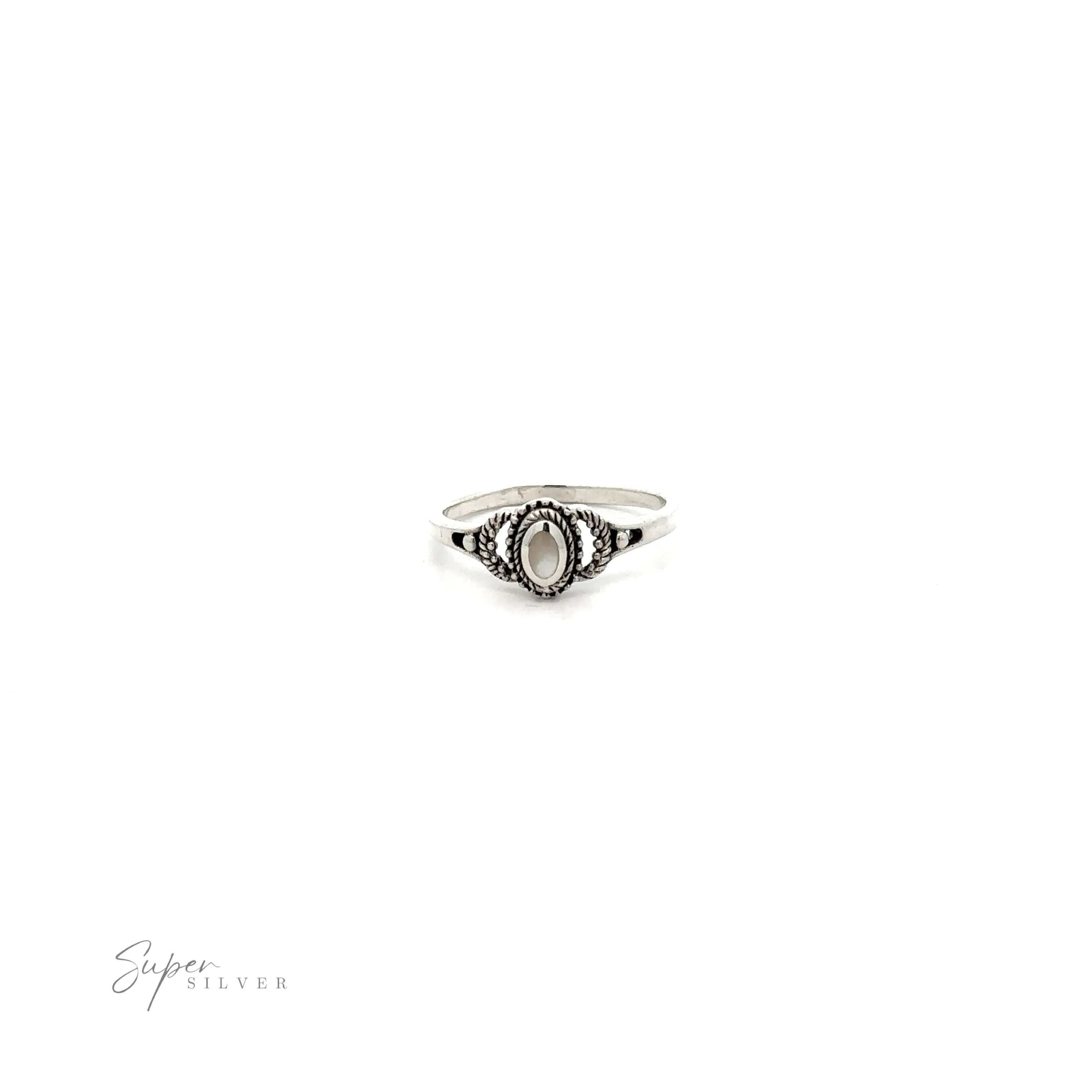 Inlaid Oval Stone Ring with Rope Texture