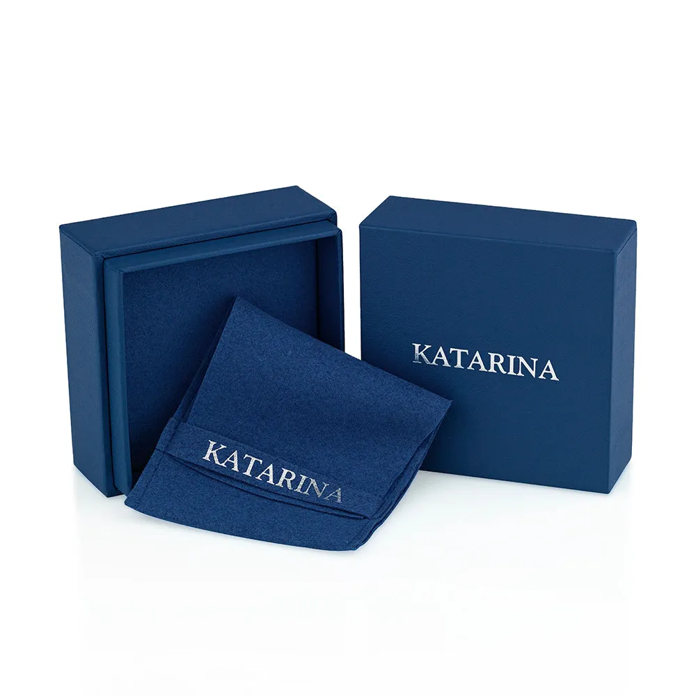 KATARINA Graduated Diamond Journey Pendant Necklace (1/10 cttw)