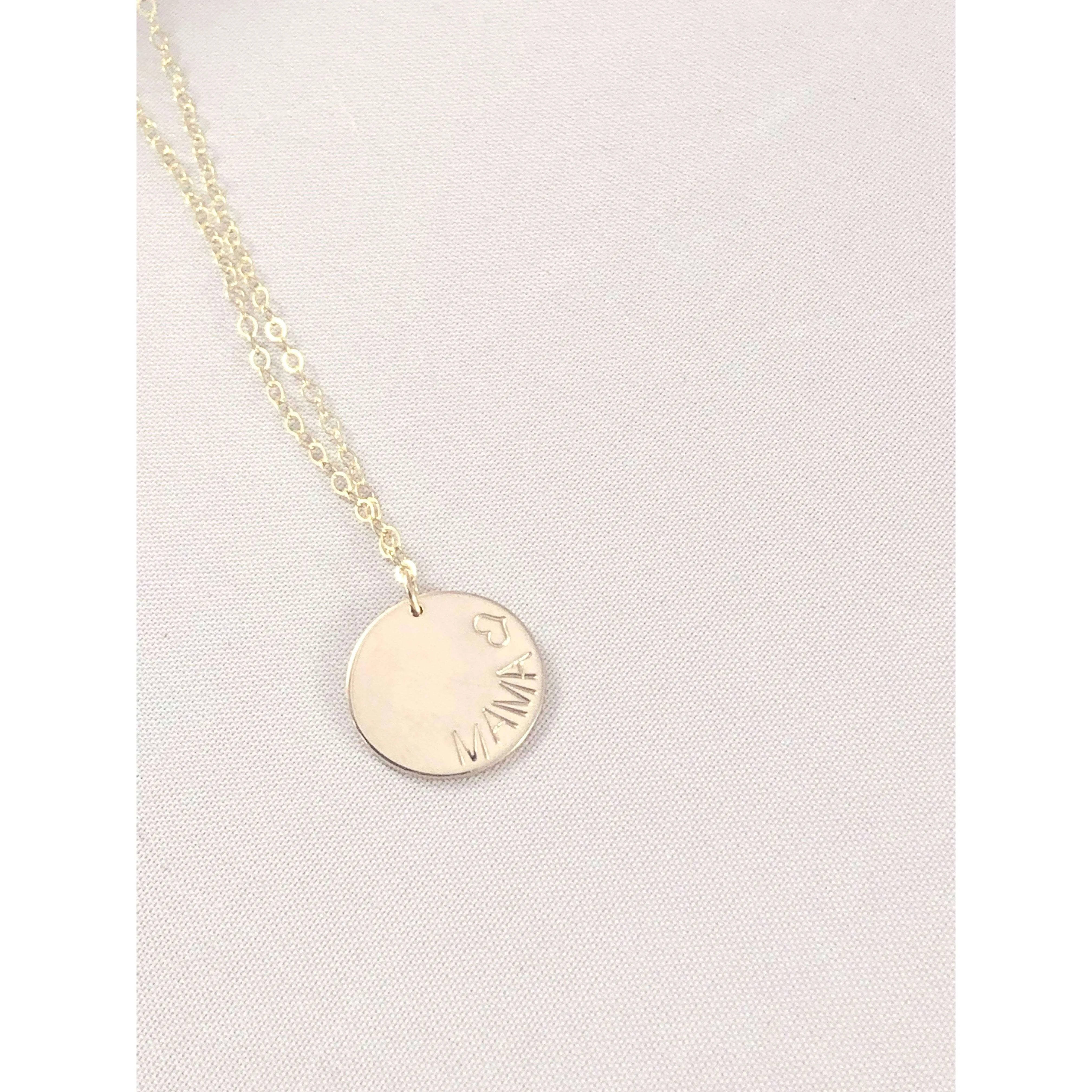 Kylie Curved Name Necklace