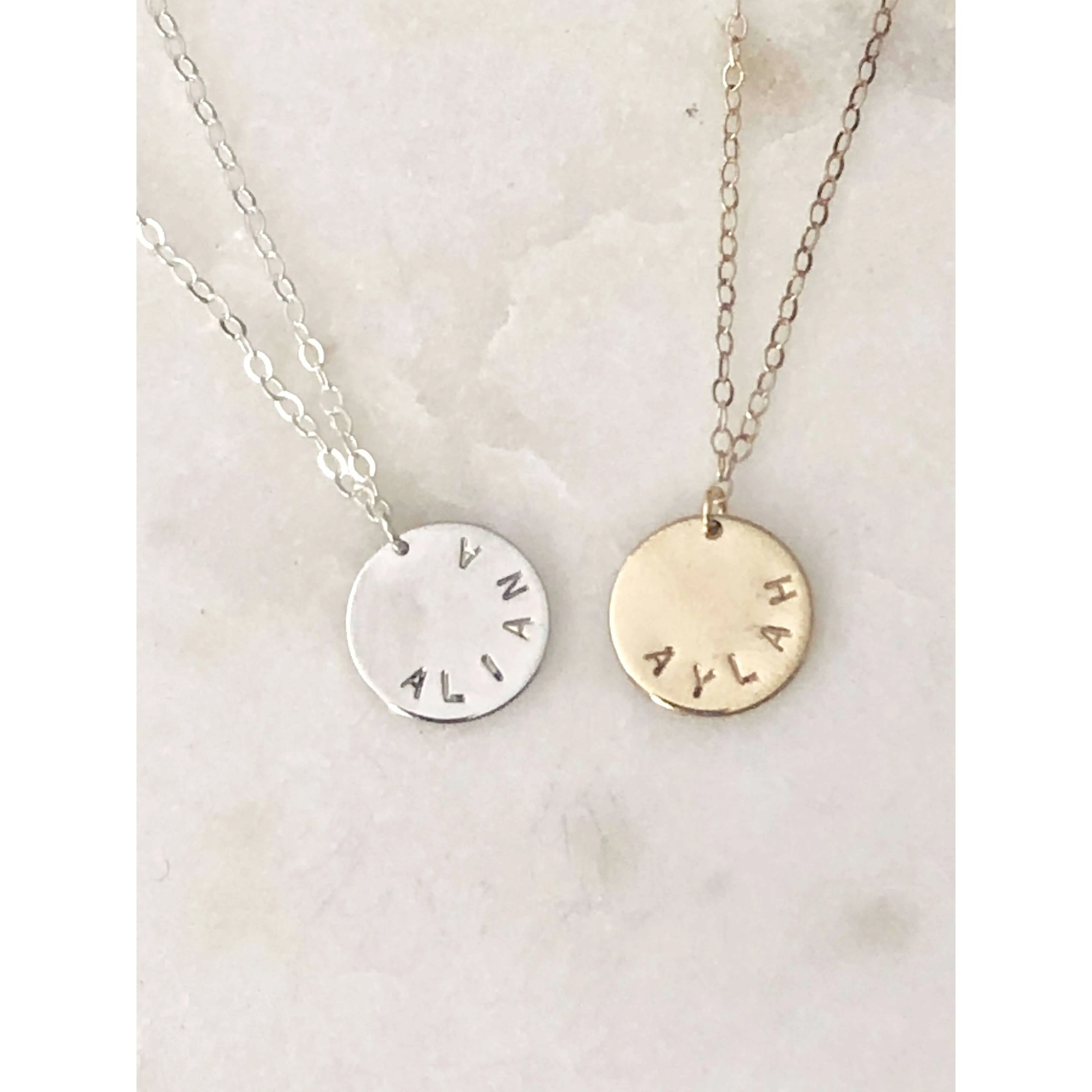 Kylie Curved Name Necklace