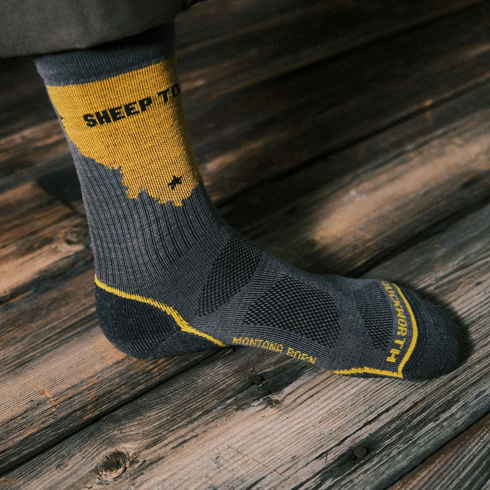Lightweight Montana Footprint Crew Sock