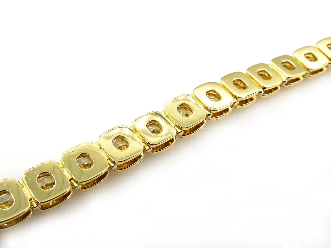 Magnificent 27.28ct Natural Fancy Yellow Radiant Cut Tennis Line Bracelet 18k YG