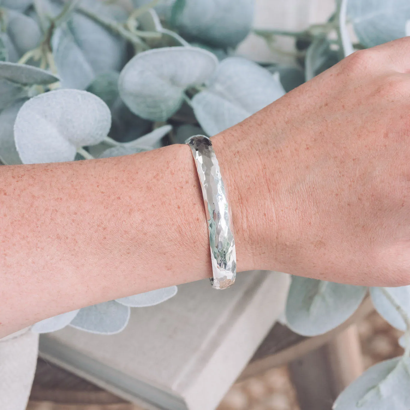 Mia Sliver Cuff