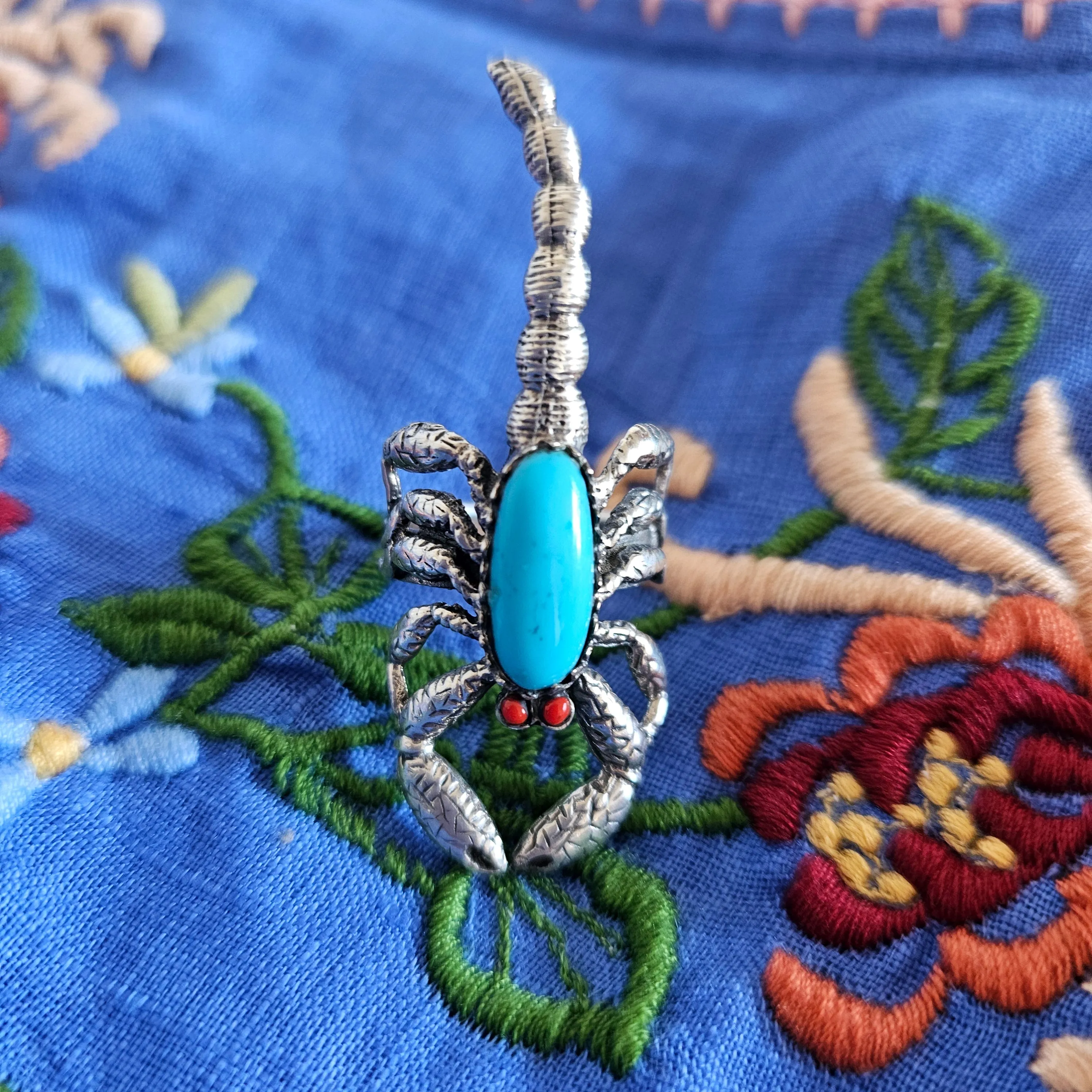 Navajo sterling silver Turquoise & coral Scorpion Ring 6cm circumference