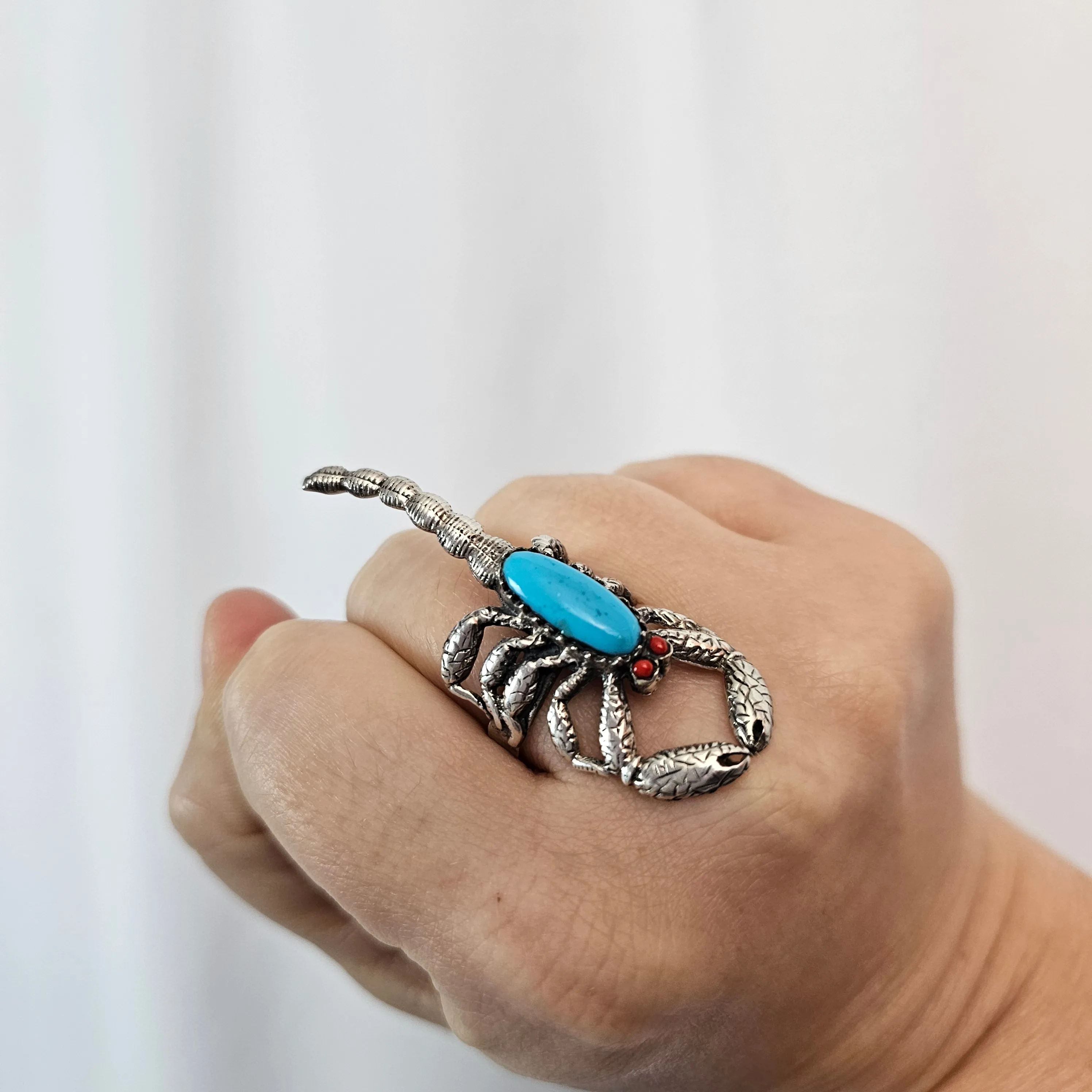 Navajo sterling silver Turquoise & coral Scorpion Ring 6cm circumference