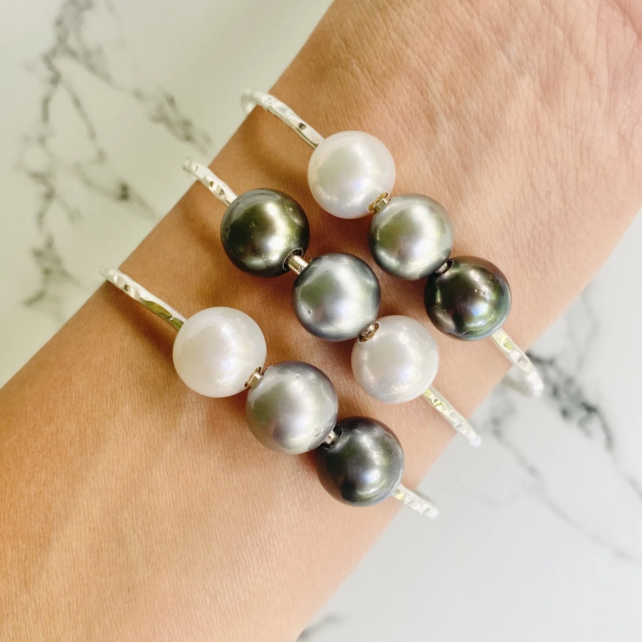 Ombré Tahitian Pearl Bangle