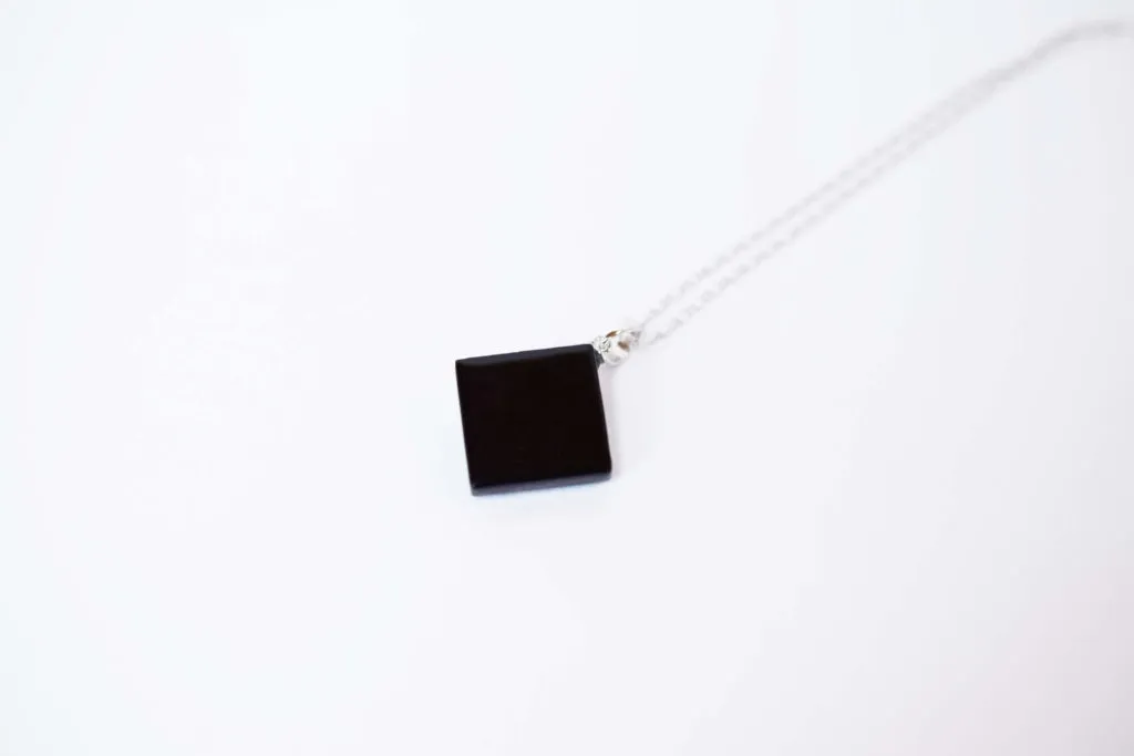 Raden Pendant Necklace - Stained Glass Style / Green Color / Medium Size-, Japanese Lacquer Jewelry, Kyoto Jewelry