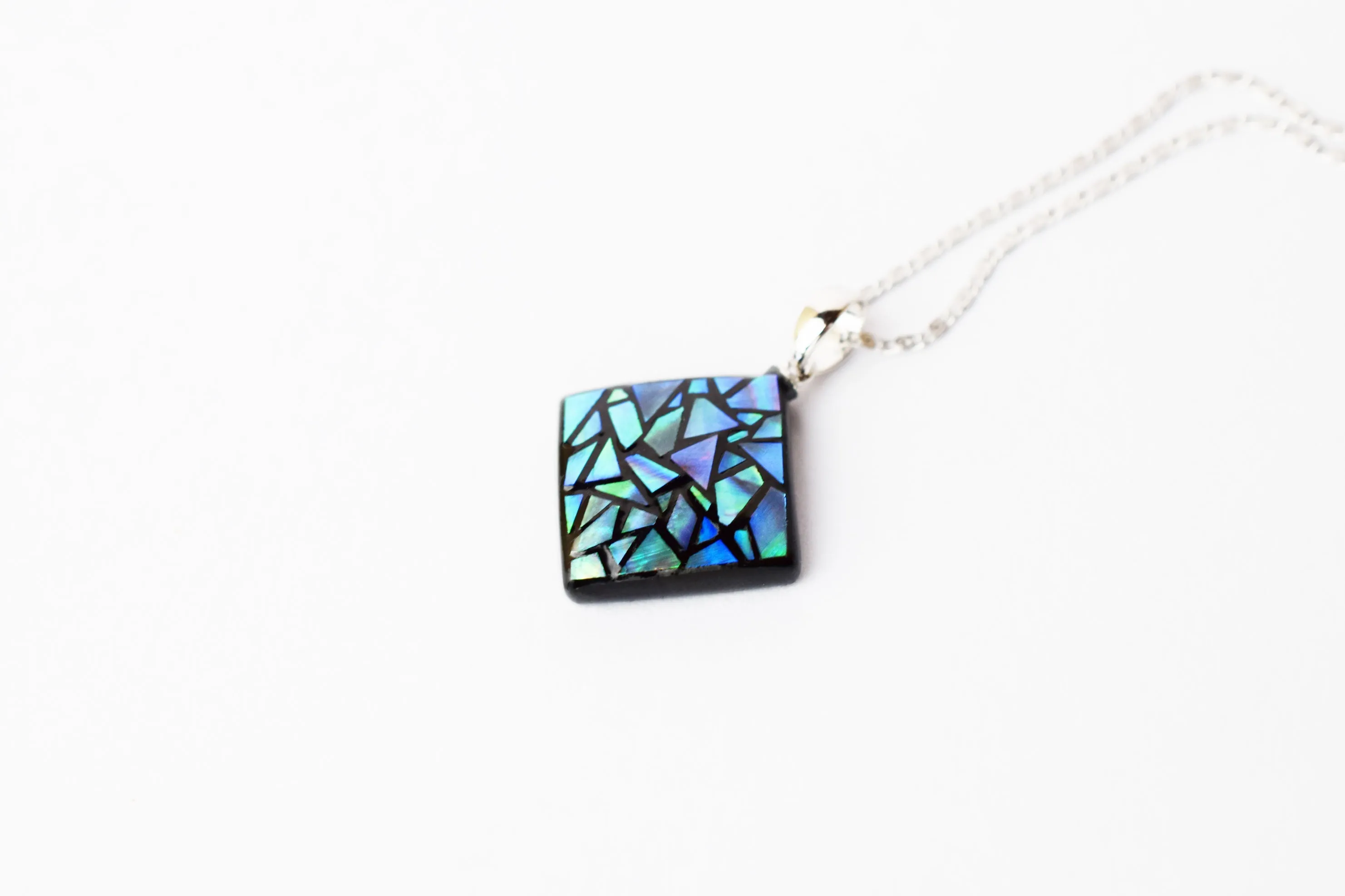 Raden Pendant Necklace - Stained Glass Style / Green Color / Medium Size-, Japanese Lacquer Jewelry, Kyoto Jewelry