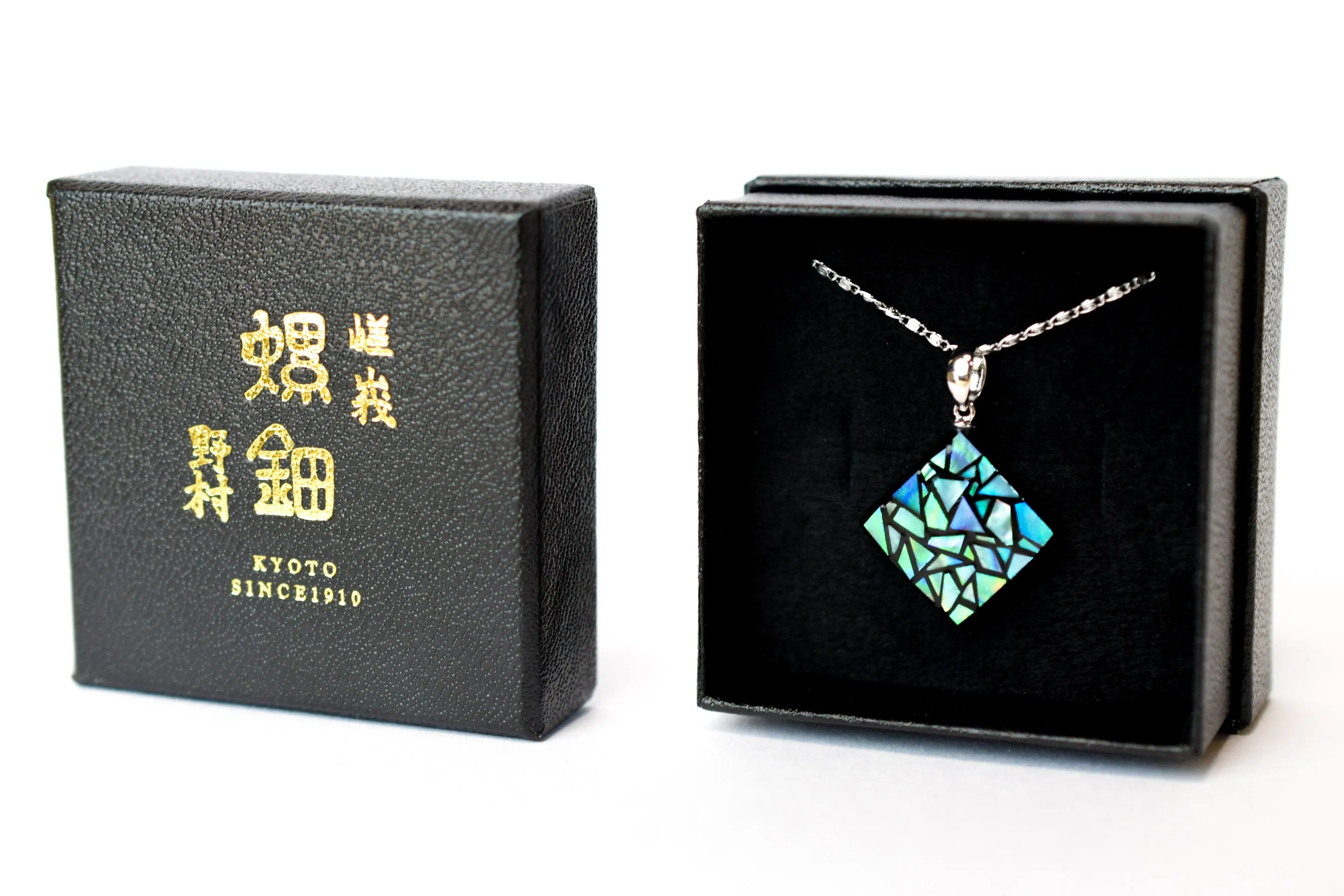 Raden Pendant Necklace - Stained Glass Style / Green Color / Medium Size-, Japanese Lacquer Jewelry, Kyoto Jewelry