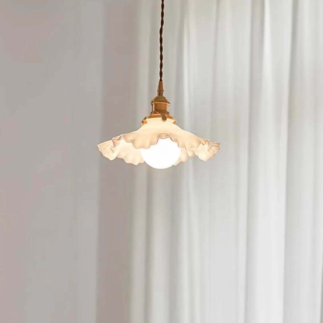 Skirt Pendant Lamp 9.8″- 5.9″