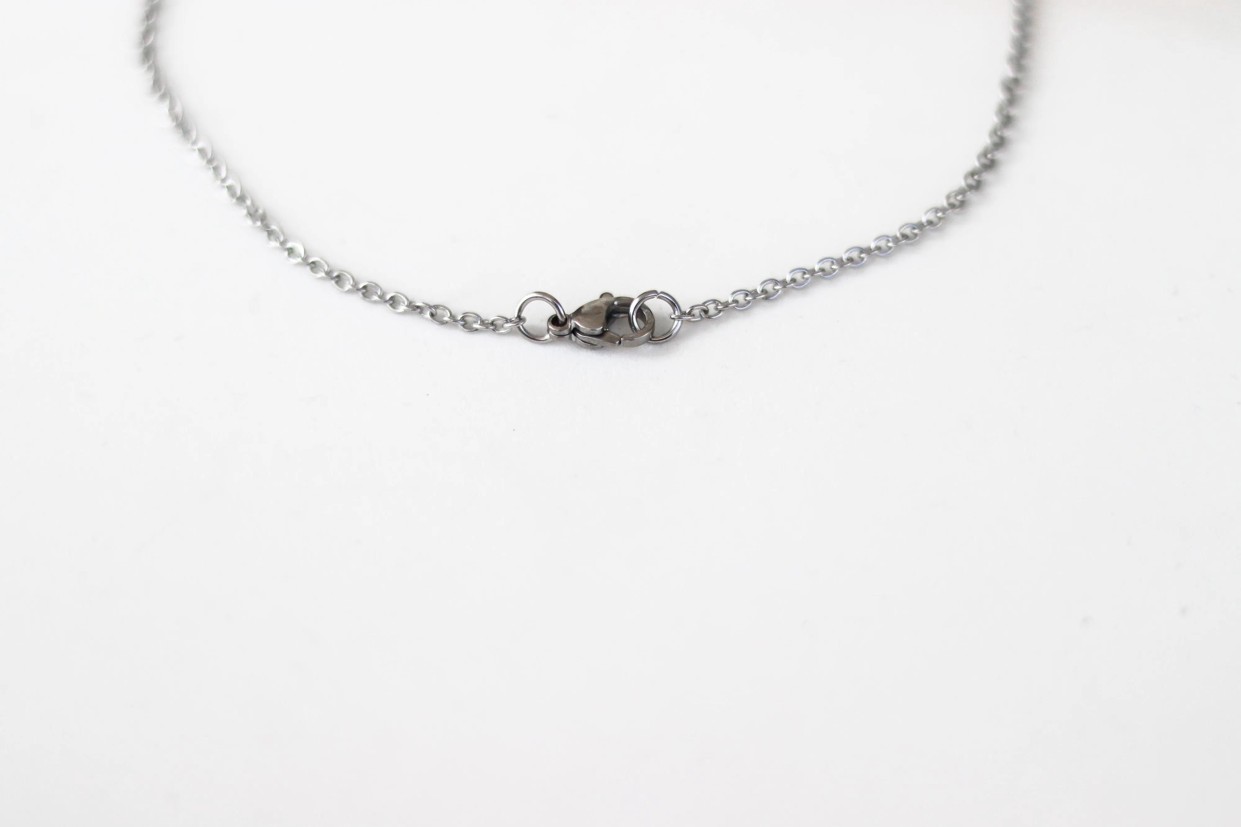Small silver horseshoe necklace for men, stainless steel chain necklace, waterproof