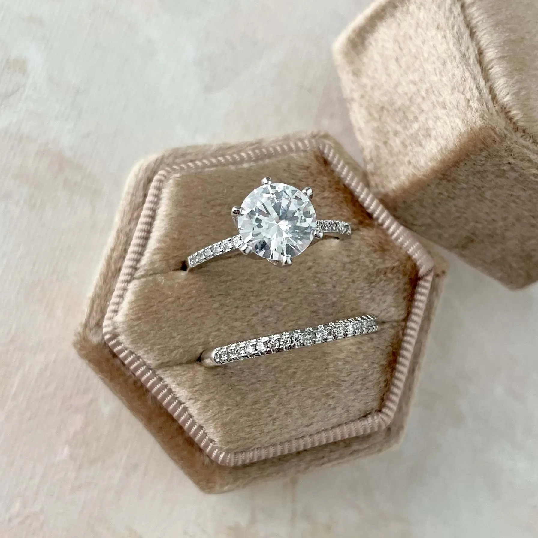 Tan Ring Box