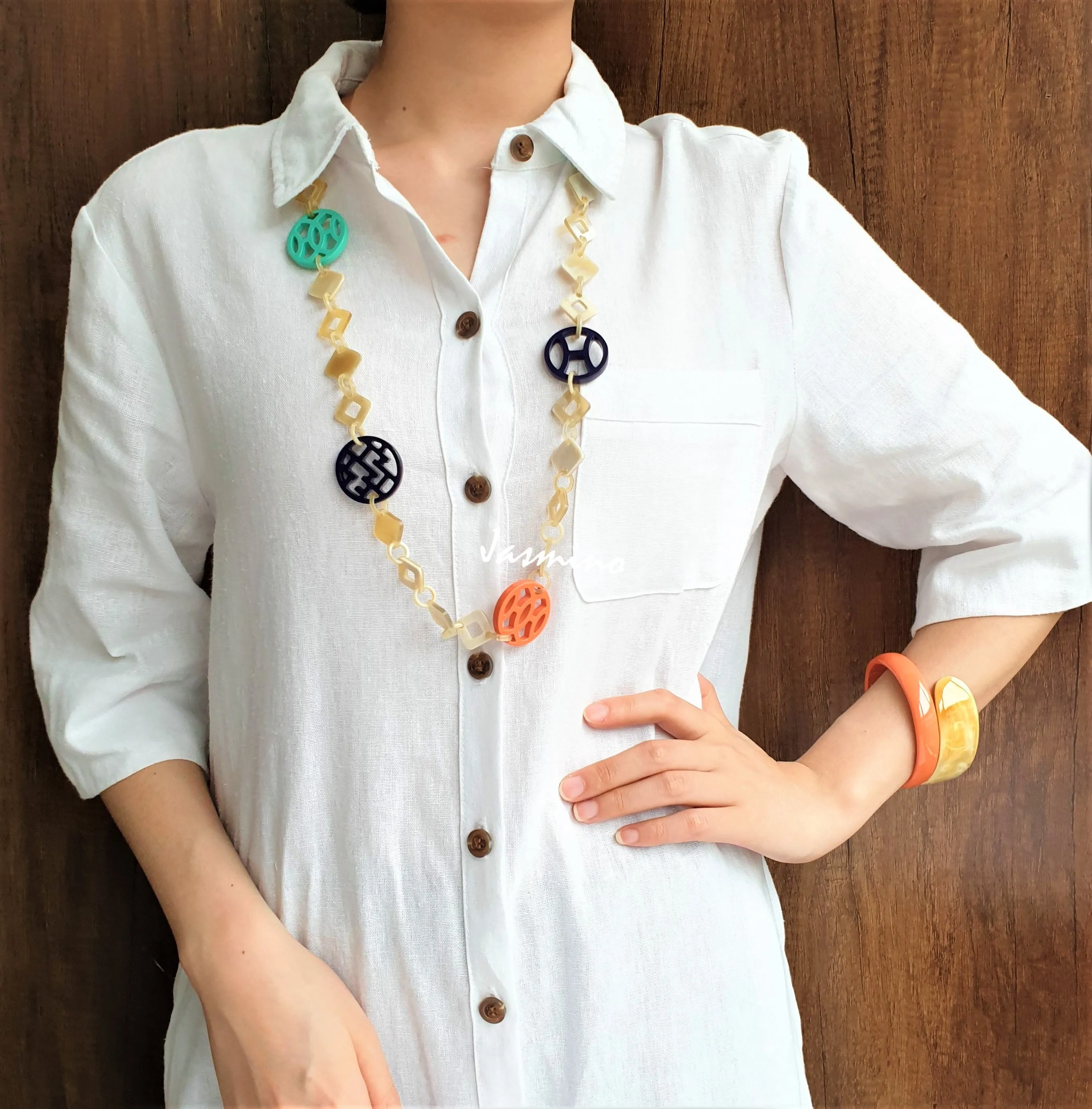 Trendy Handmade Necklace J18221, Made by Buffalo Horn and Lacquer