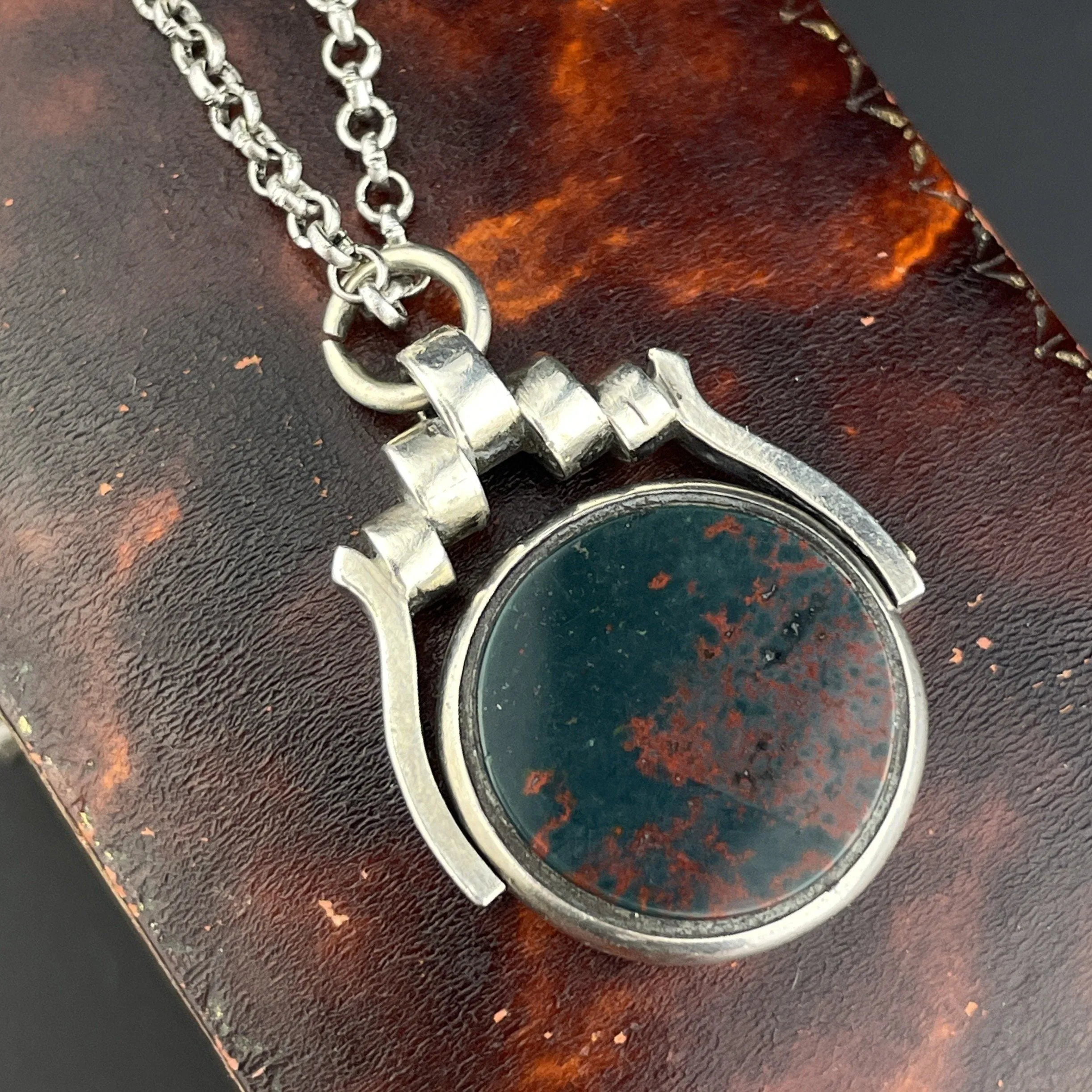 Vintage Victorian Bloodstone Carnelian Spinner Watch Fob Pendant Necklace