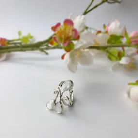 White Petals Ring - VR426